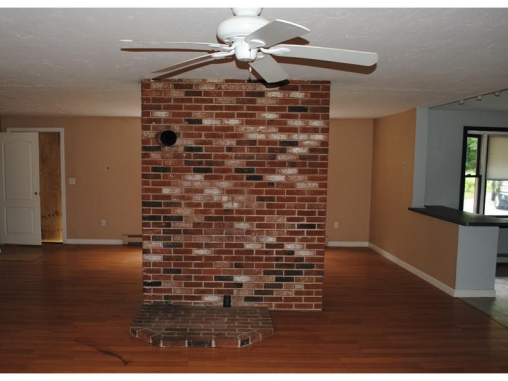 141 Batchelder Road Loudon, NH 03307 - Photo 3 of 11