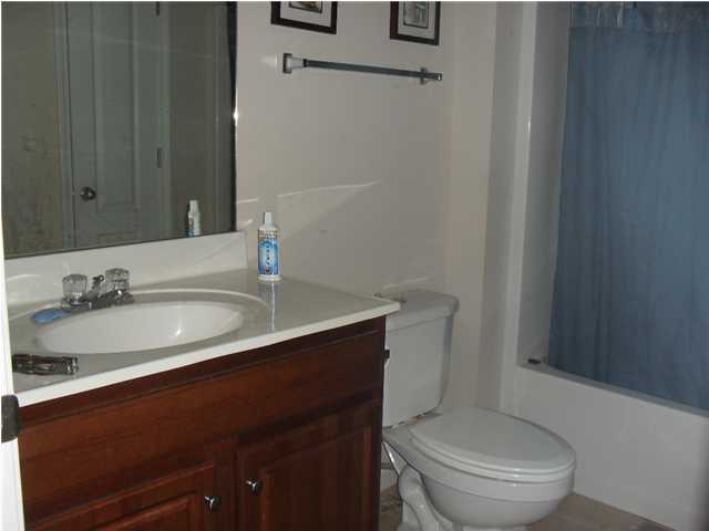 588 Tropical Way Freeport, FL 32439 - Photo 9 of 11 Gallery Image 9