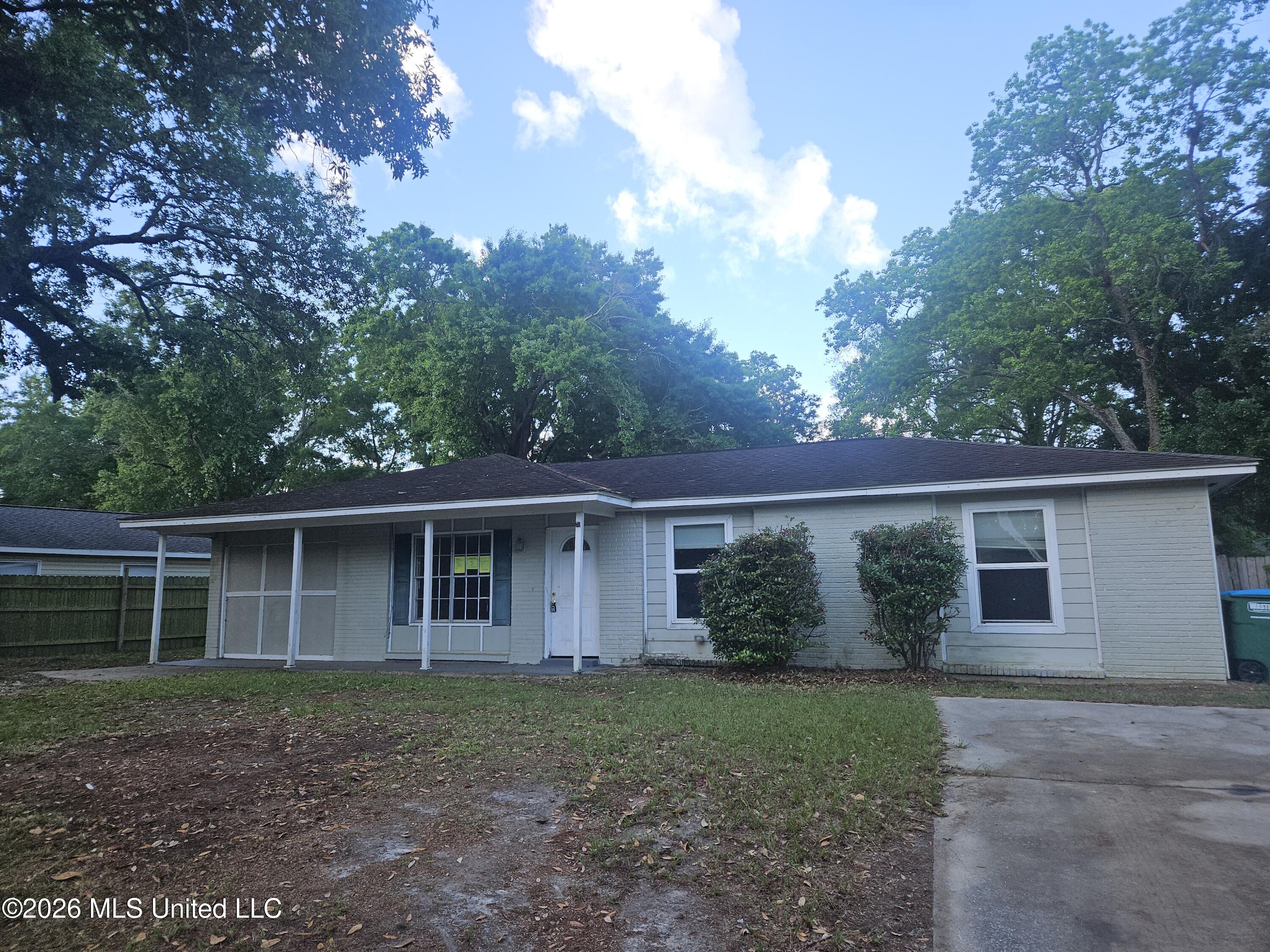 1403 Commanche Street Pascagoula, MS 39581 - Photo 1 of 14 1