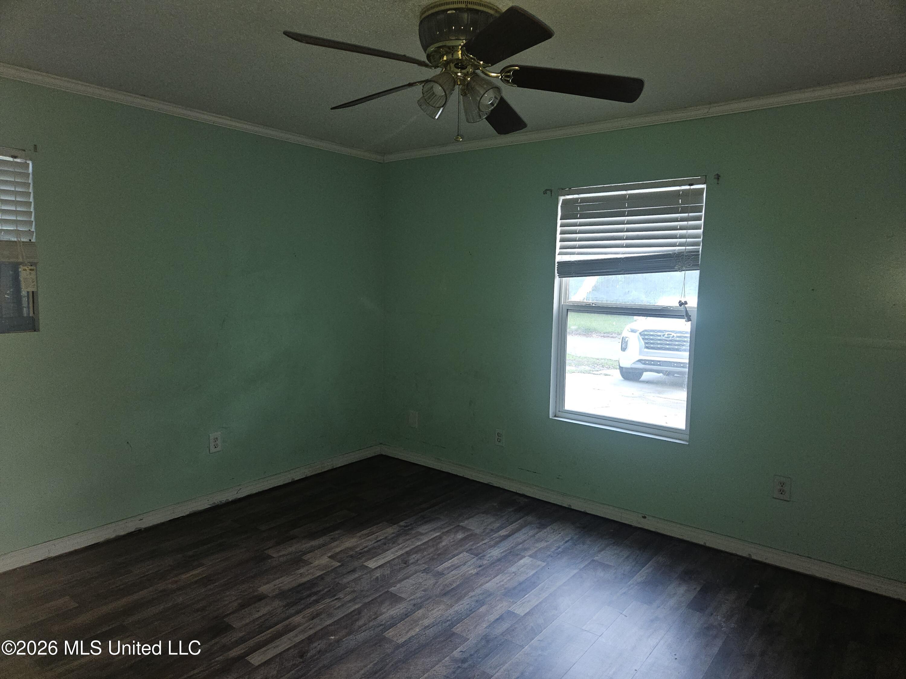 1403 Commanche Street Pascagoula, MS 39581 - Photo 8 of 14 8