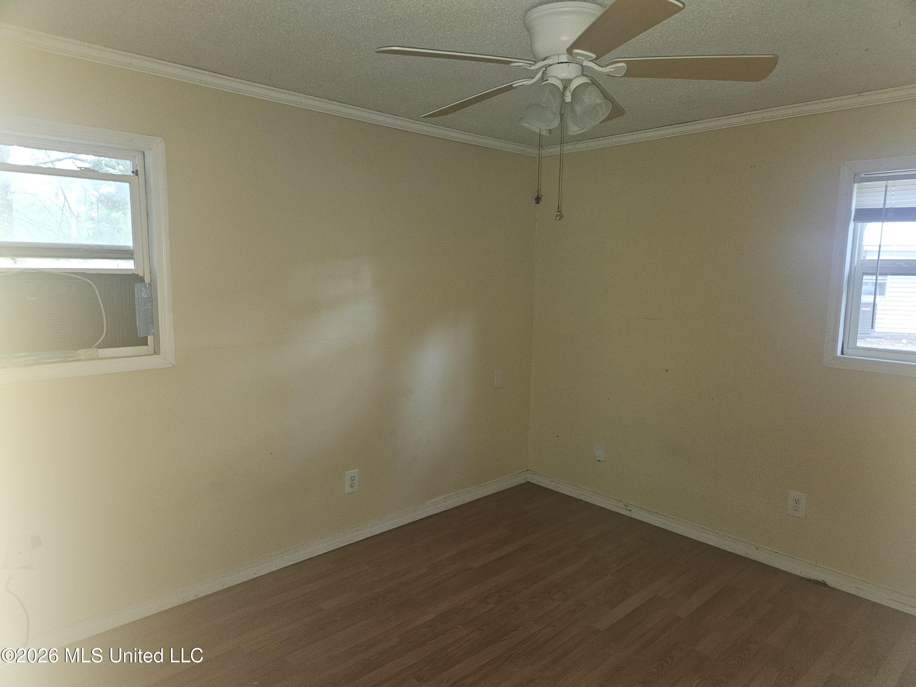 1403 Commanche Street Pascagoula, MS 39581 - Photo 9 of 14 9