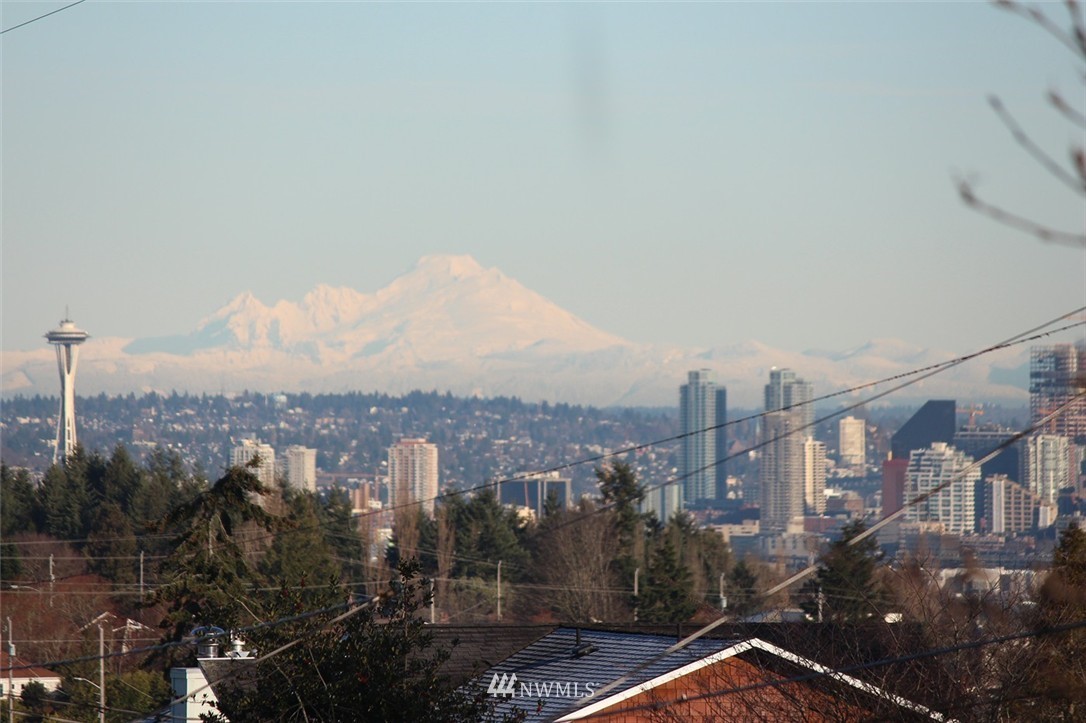 6762 38th Avenue Southwest Seattle, WA 98126 - Photo 15 of 24 Gallery Image 15