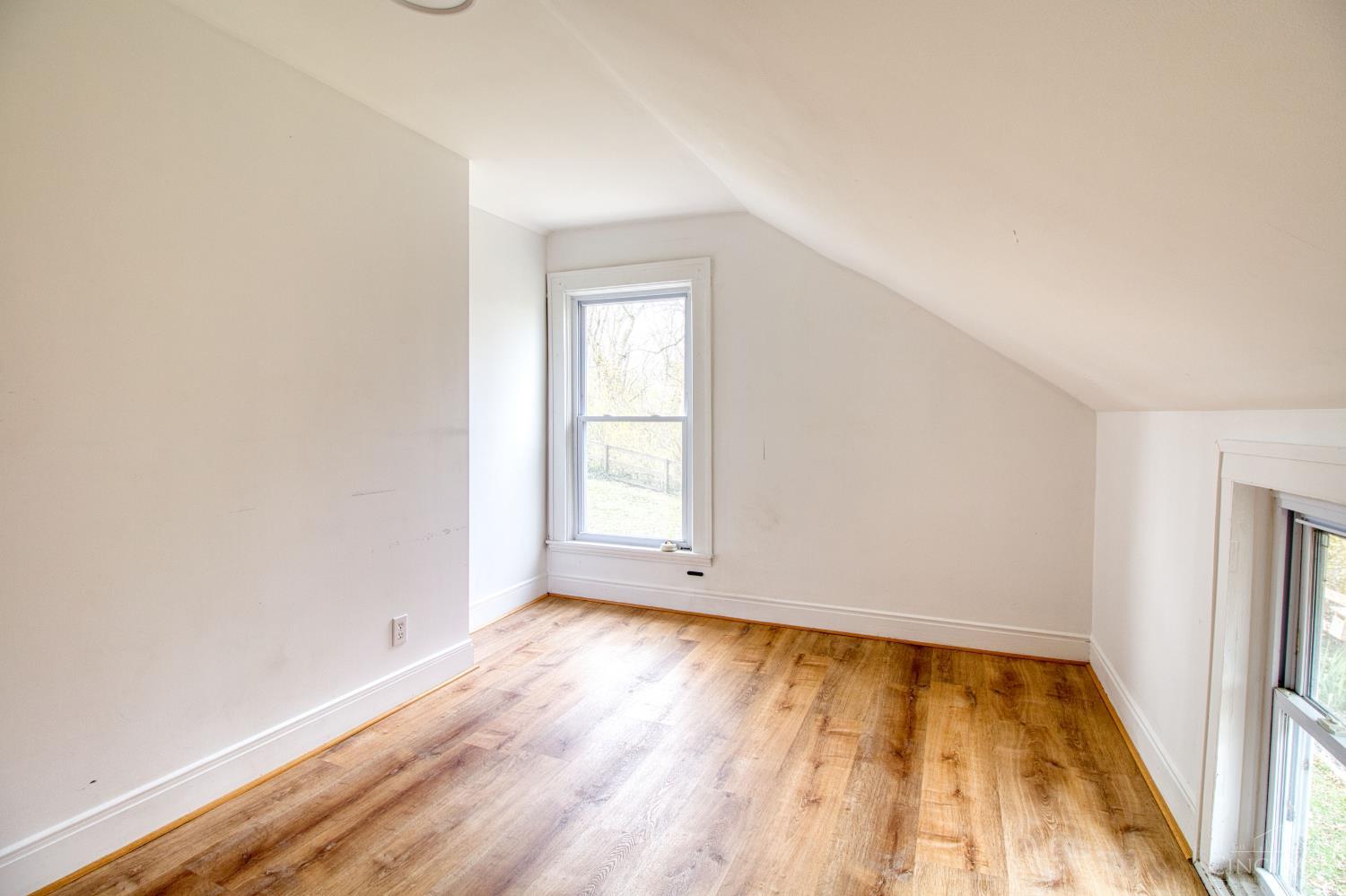 7249 State Road Cincinnati, OH 45230 - Photo 21 of 42