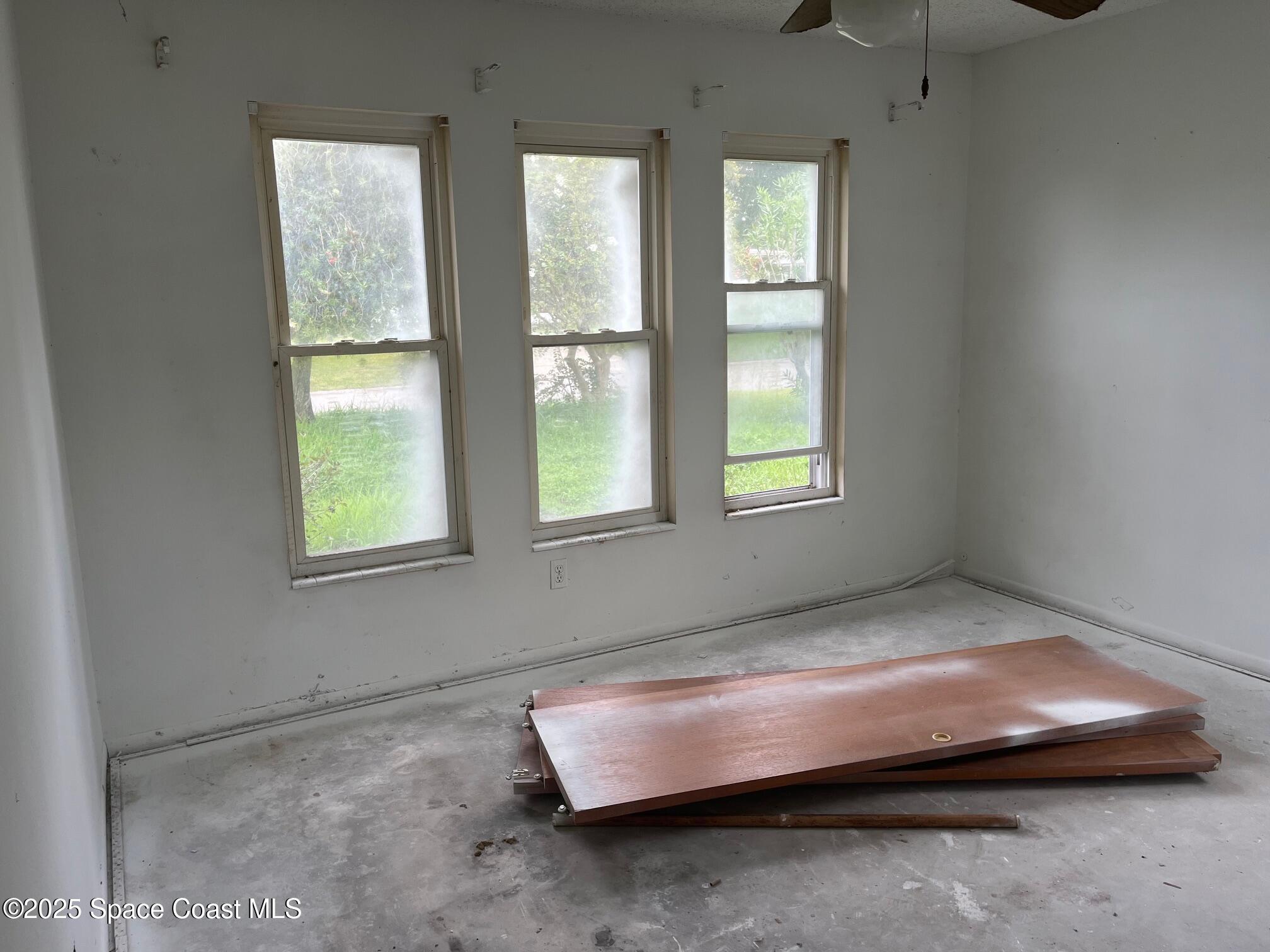 255 Monaco Road Melbourne, FL 32904 - Photo 10 of 17 2nd Bedroom