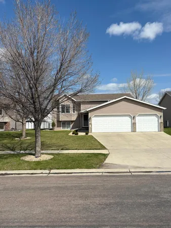 $416,000 | 4357 46th Avenue South, Fargo, ND 58104