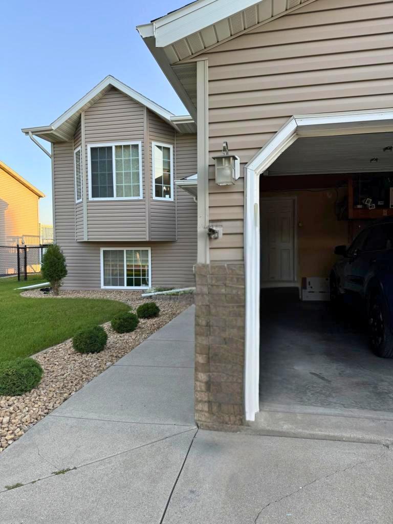 4357 46th Avenue South Fargo, ND 58104 - Photo 2 of 33