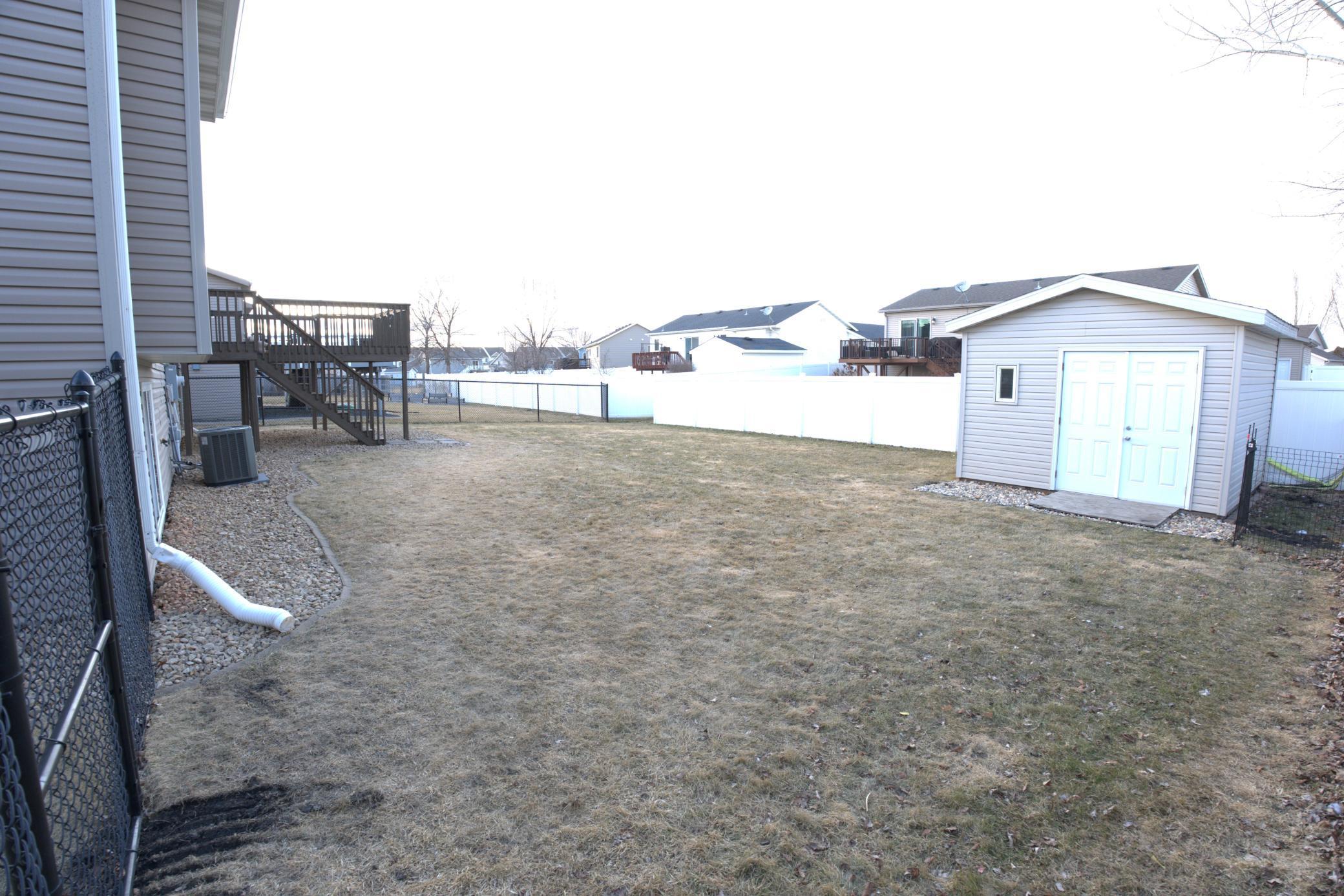 4357 46th Avenue South Fargo, ND 58104 - Photo 30 of 33