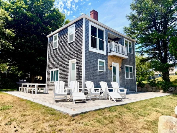 $1,625,000 | 907 Coast Guard Road, Block Island, RI 02807