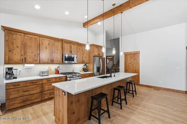 $1,125,000 | 99 Carbonate Lane, Oldtown, ID 83822