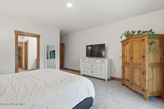 $1,125,000 | 99 Carbonate Lane, Oldtown, ID 83822