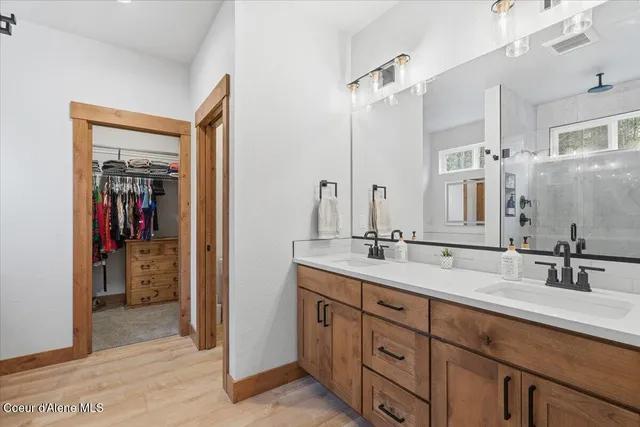 $1,125,000 | 99 Carbonate Lane, Oldtown, ID 83822