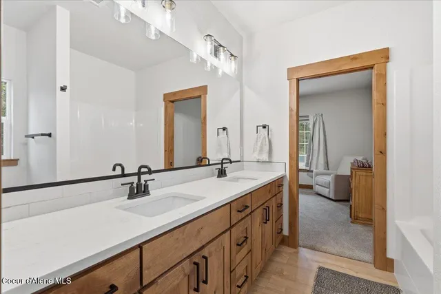 $1,125,000 | 99 Carbonate Lane, Oldtown, ID 83822