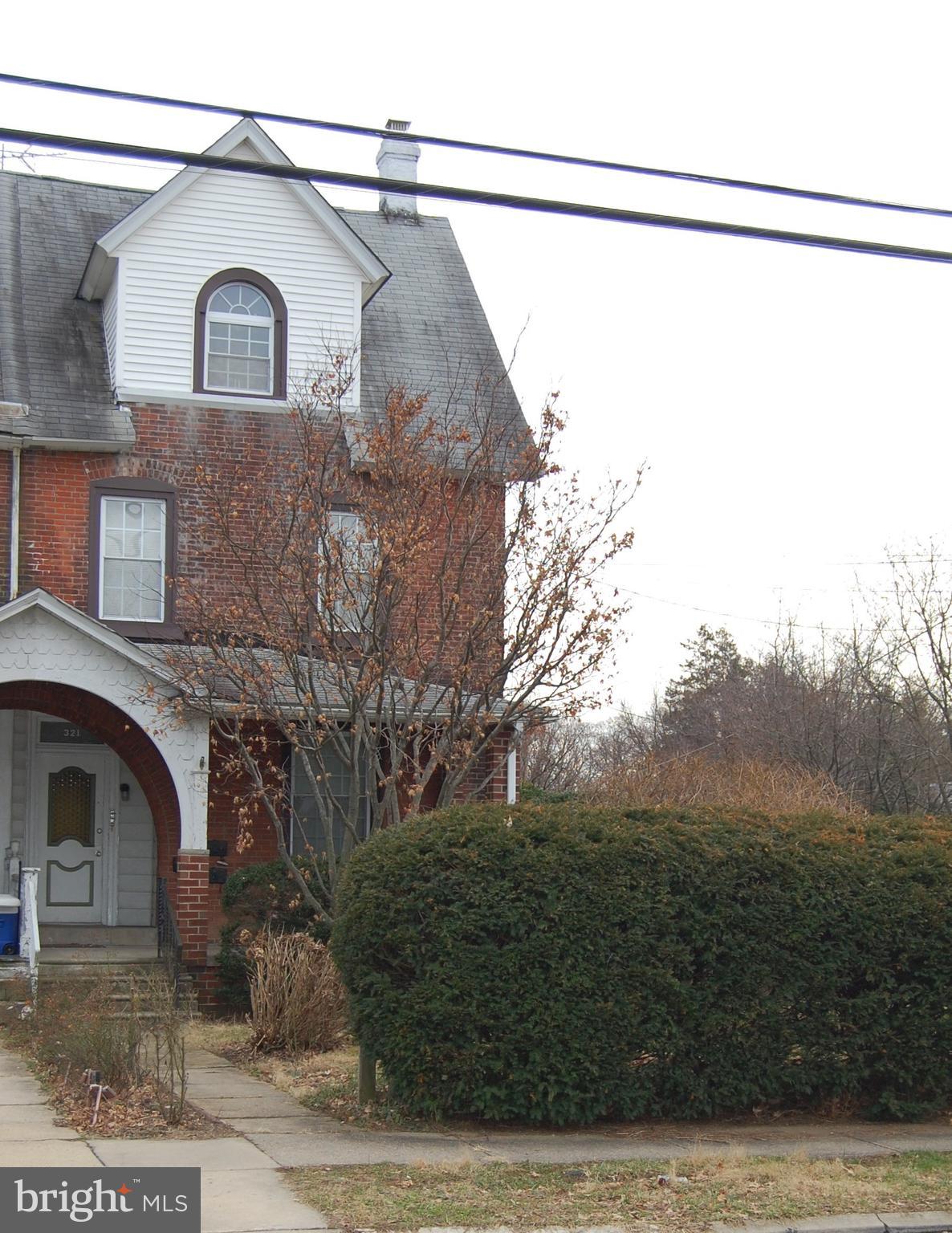 321 Ryers Avenue Cheltenham, PA 19012 - Photo 2 of 30 Front view - twin - Triplex