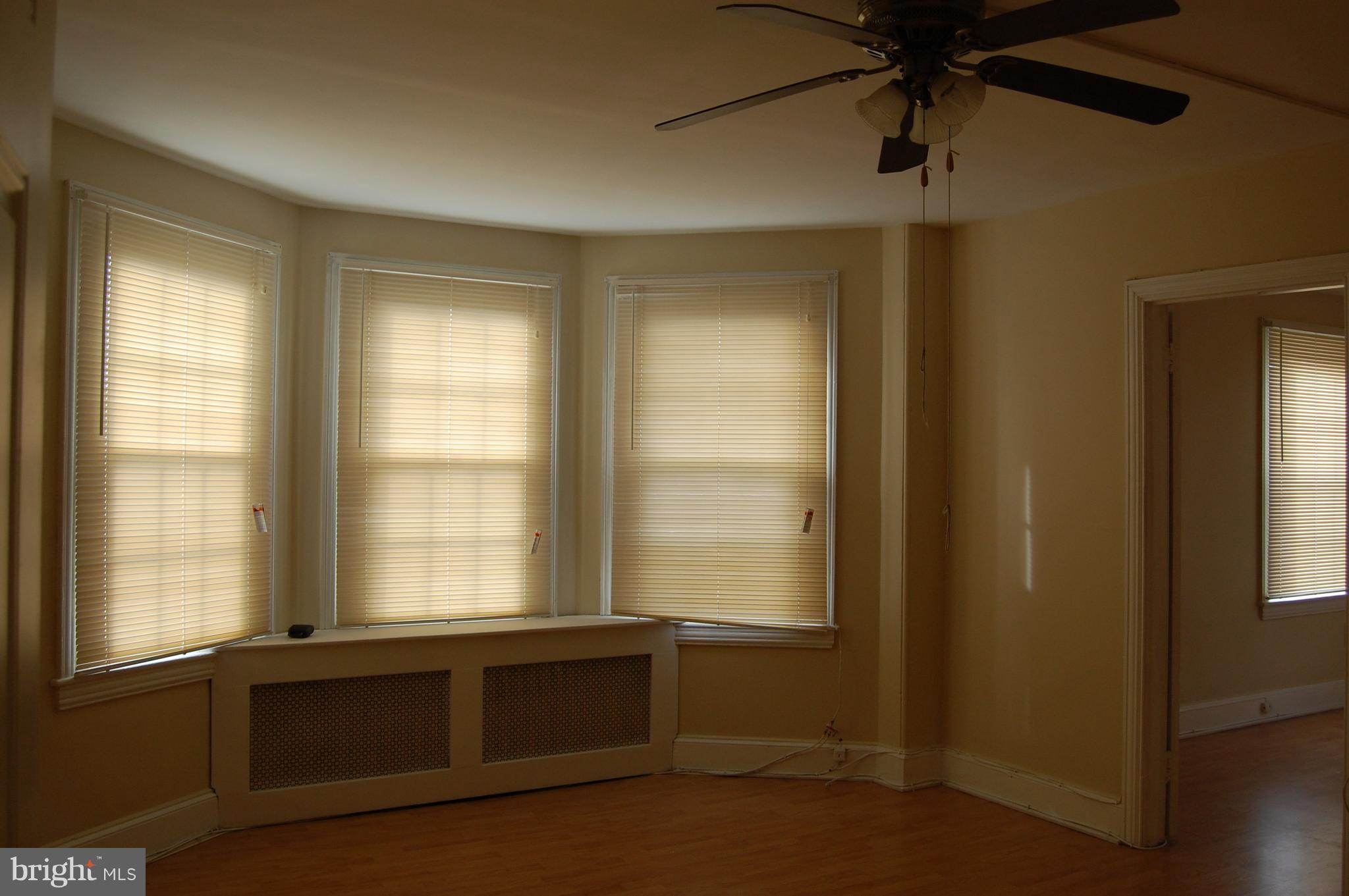 321 Ryers Avenue Cheltenham, PA 19012 - Photo 16 of 30 2nd fl - LR