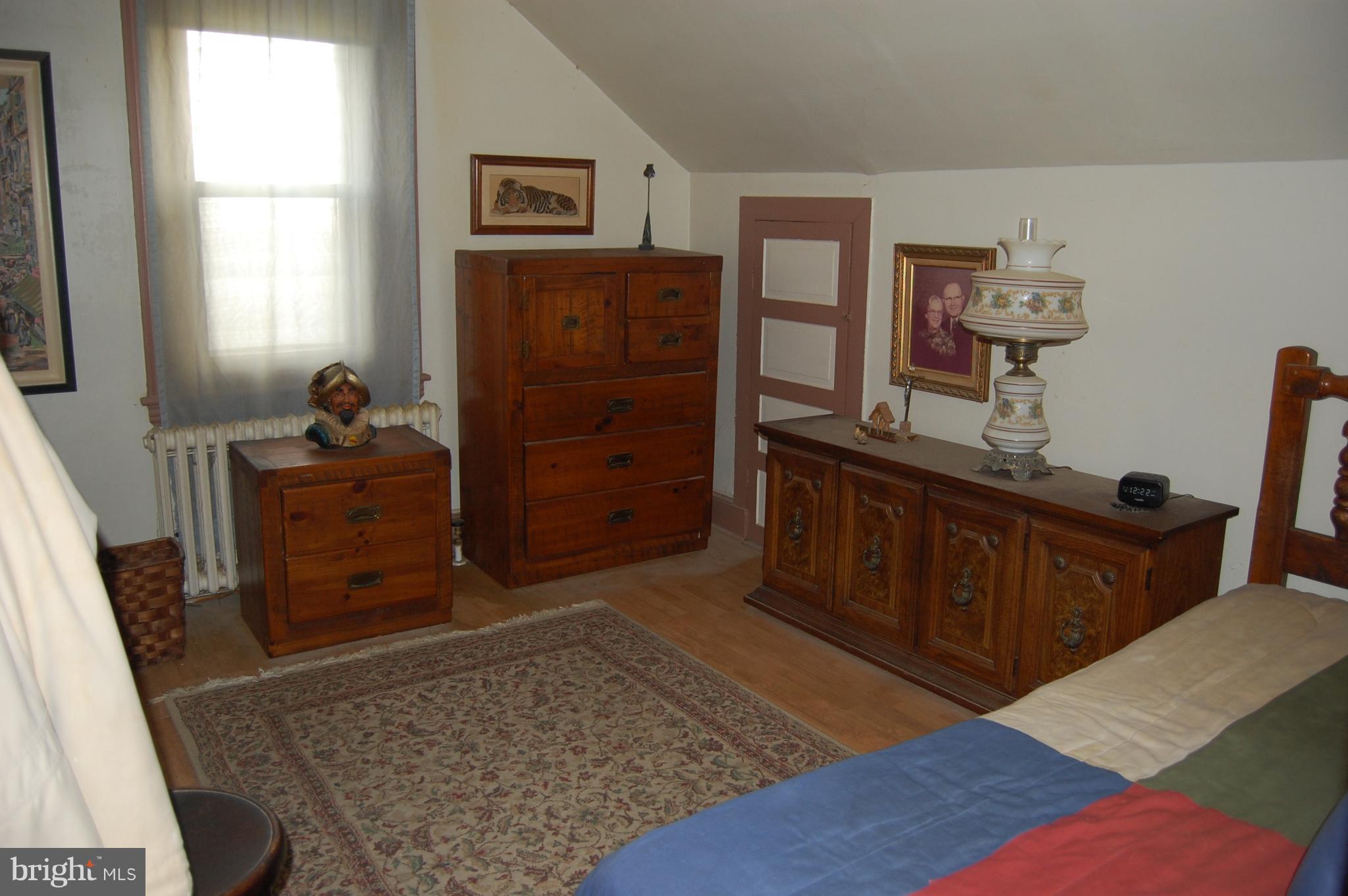 321 Ryers Avenue Cheltenham, PA 19012 - Photo 26 of 30 3rd fl BR