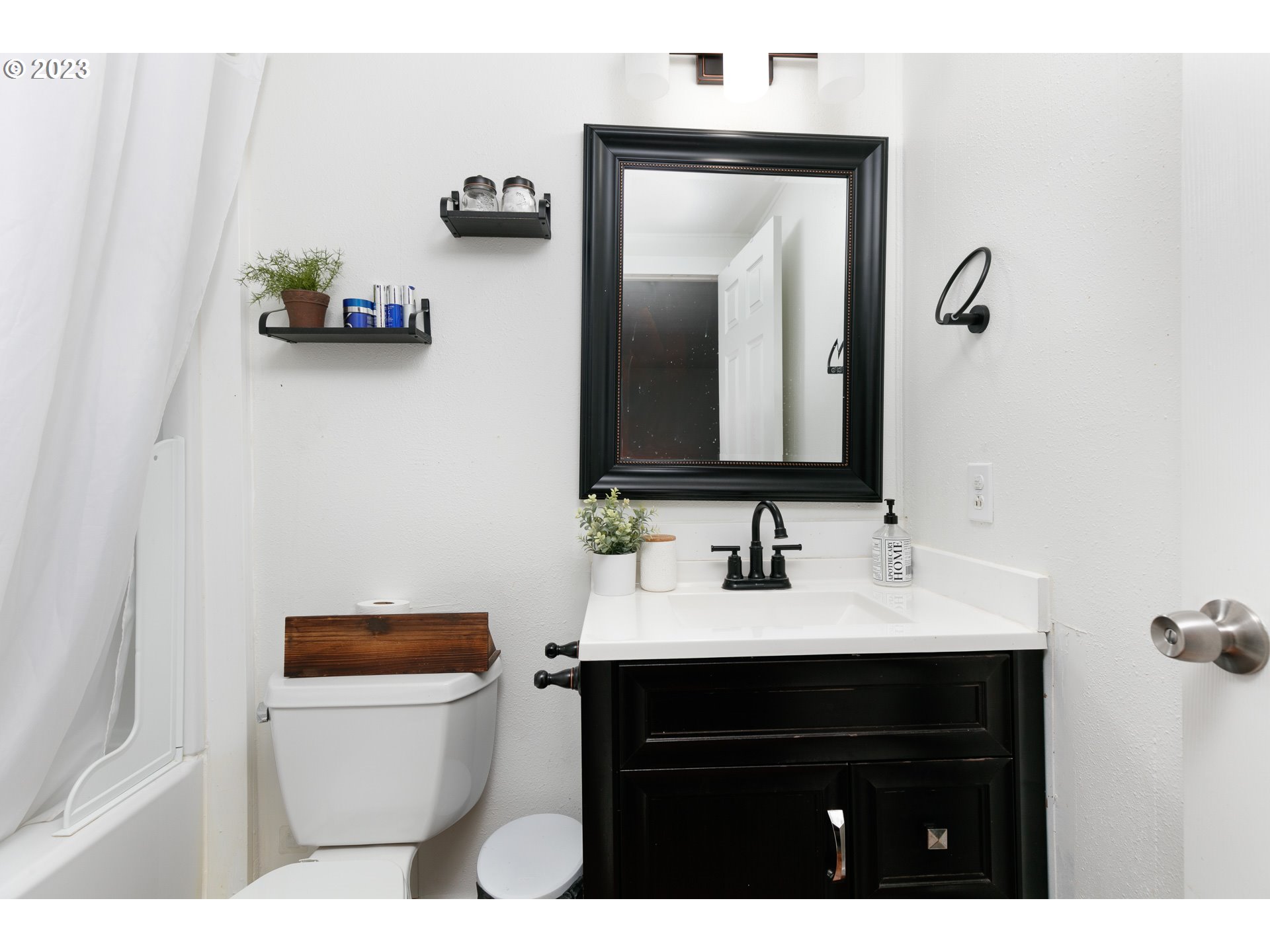1695 Cherry Heights Road The Dalles, OR 97058 - Photo 13 of 25 Gallery Image 13