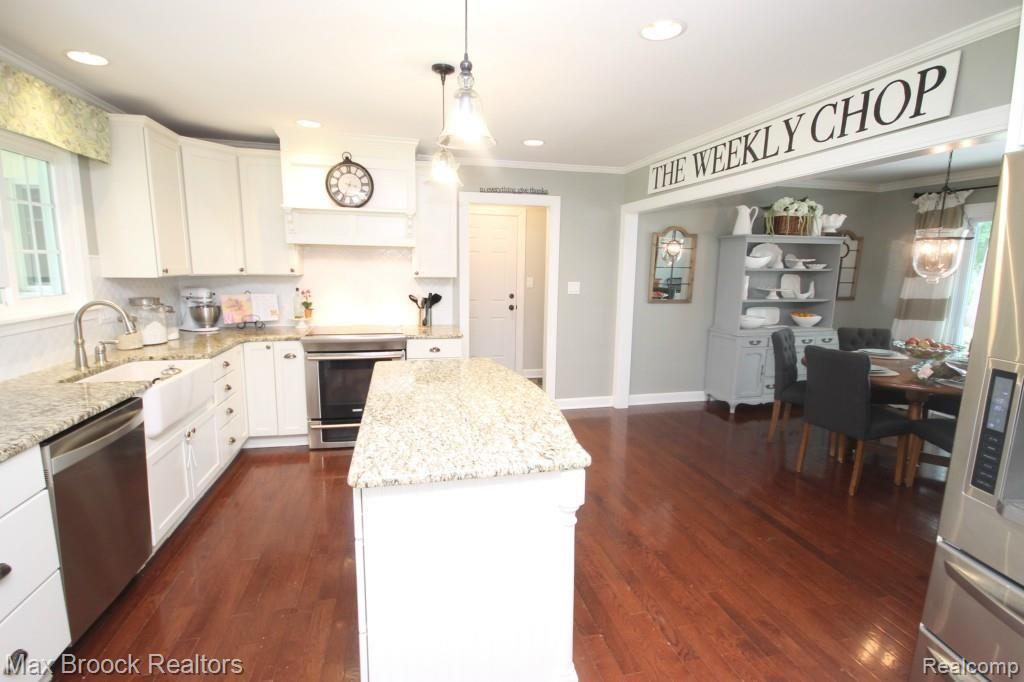 5811 Raven Road Bloomfield Hills, MI 48301 - Photo 13 of 30 IMG_2291.jpg