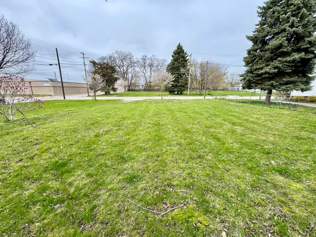 $19,900 | 1337 Kewaunee Street, Racine, WI 53404