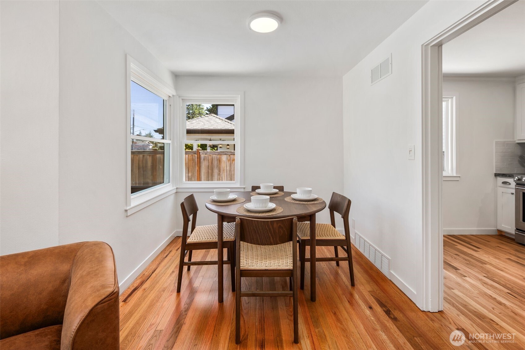 3811 Northeast 89th Street Seattle, WA 98115 - Photo 14 of 31