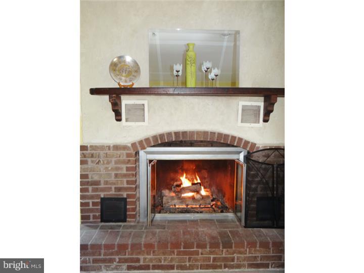 112 Yardley Road Deptford, NJ 08096 - Photo 15 of 25 Fireplace