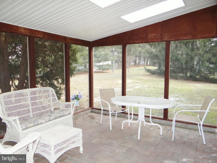 112 Yardley Road Deptford, NJ 08096 - Photo 18 of 25 Enclosed Porch