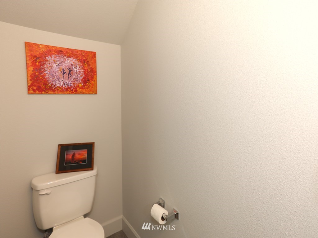 713 Olson Road Longview, WA 98632 - Photo 12 of 36 Gallery Image 12