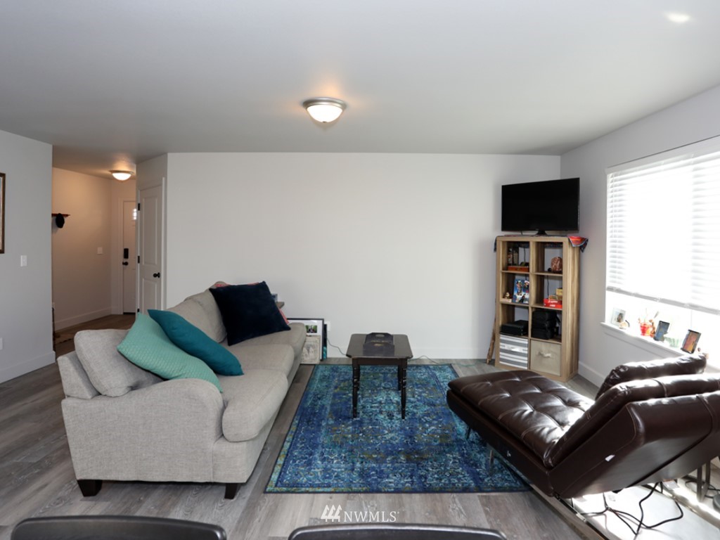 713 Olson Road Longview, WA 98632 - Photo 10 of 36 Gallery Image 10