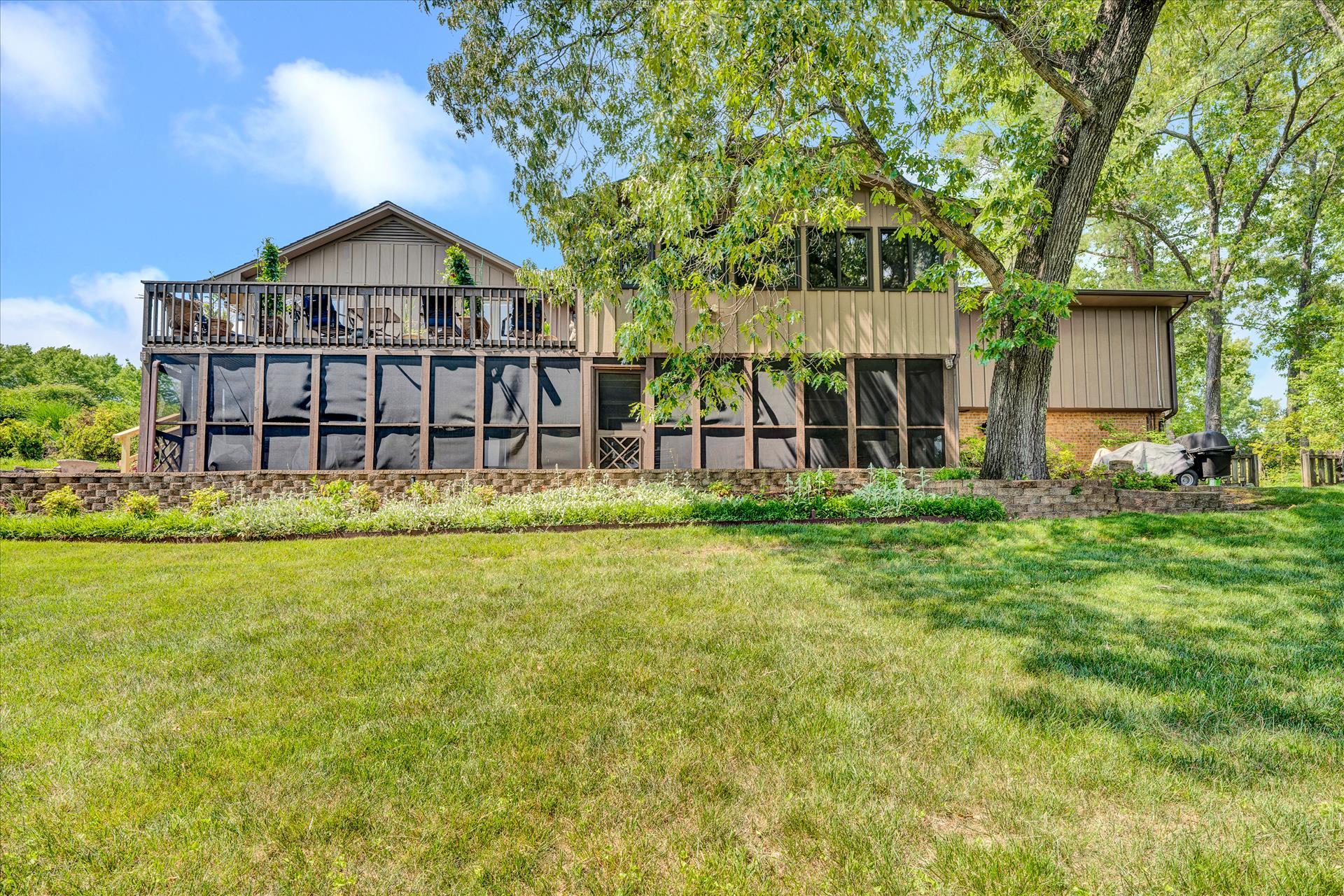 2646 Turnberry Road Salem, VA 24153 - Photo 33 of 37 Rear Exterior