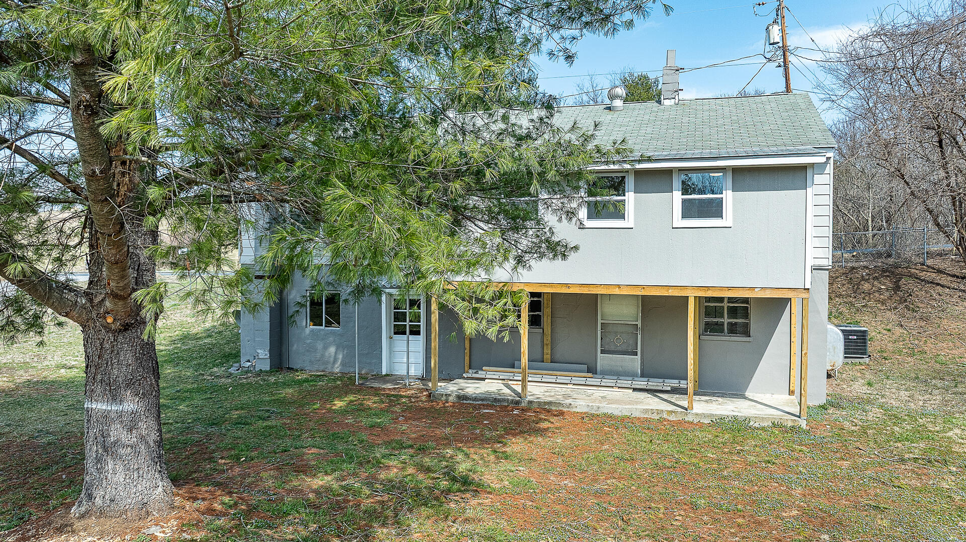 272 Pico Road Buchanan, VA 24066 - Photo 9 of 54 272 Pico Rd-9