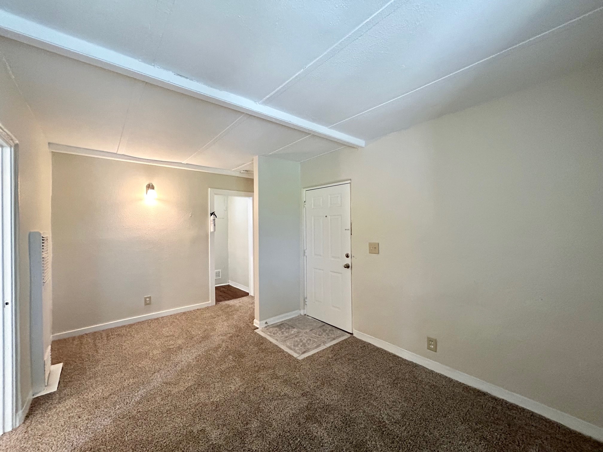 2717 Hadley Street, Unit 16 Houston, TX 77004 - Photo 15 of 27 a view of an empty room