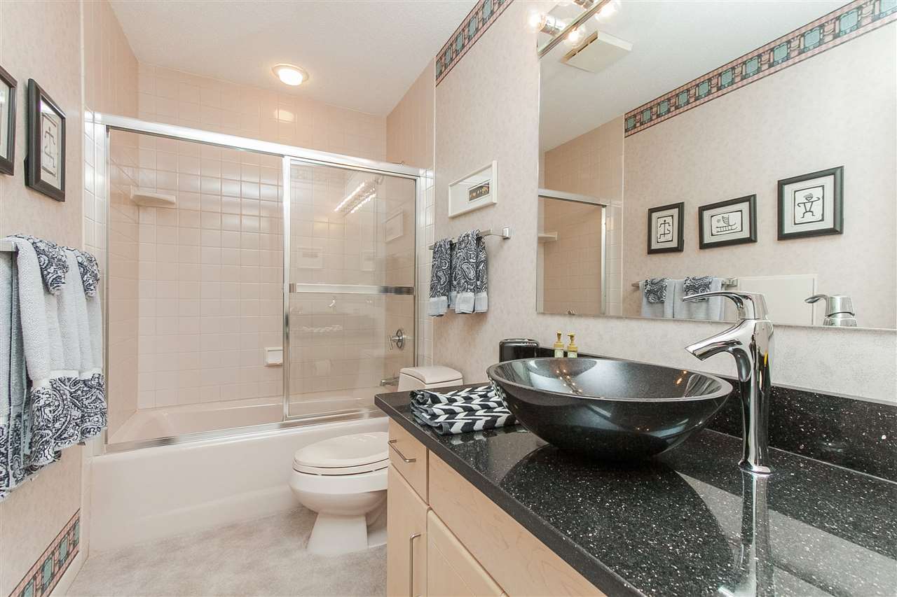 725 Beaver Ridge Cedar Rapids, IA 52403 - Photo 17 of 25 Gallery Image 17