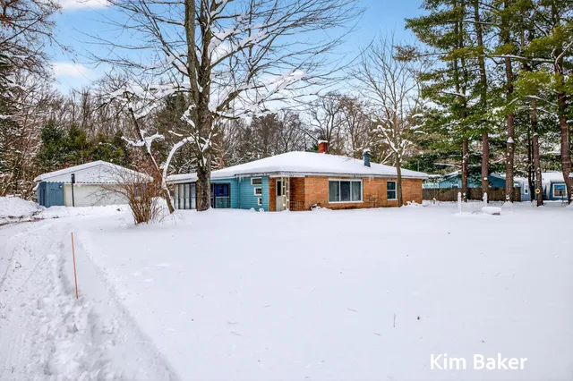 $269,000 | 2910 Marquette Avenue, Muskegon, MI 49442