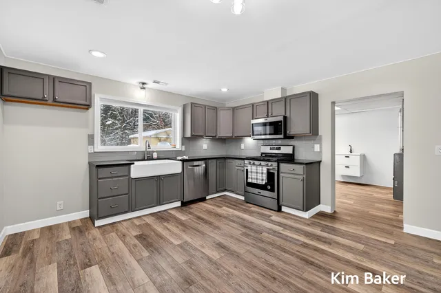 $269,000 | 2910 Marquette Avenue, Muskegon, MI 49442