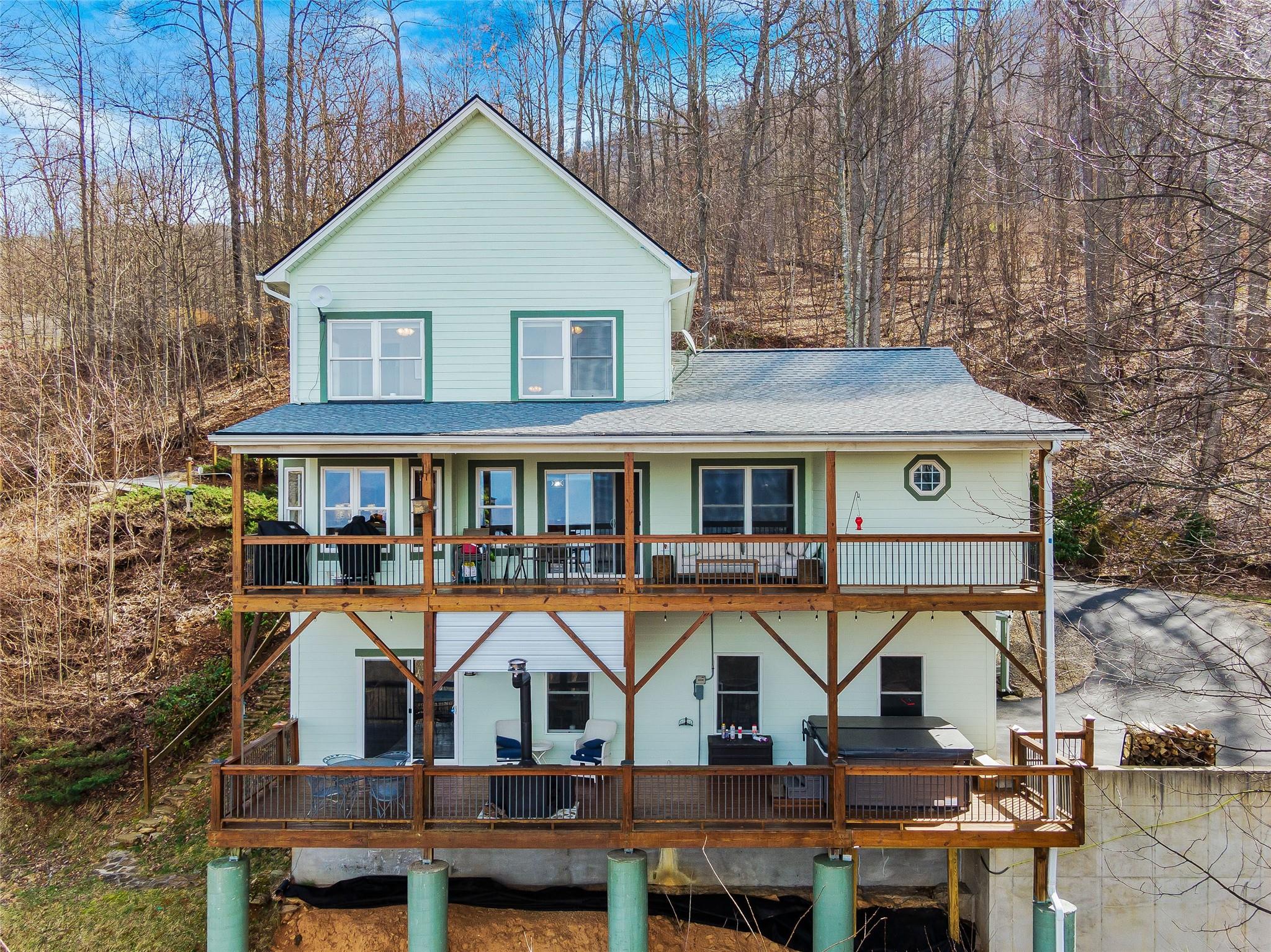 1386 Brandywine Road Waynesville, NC 28786 - Photo 42 of 48 Gallery Image 42