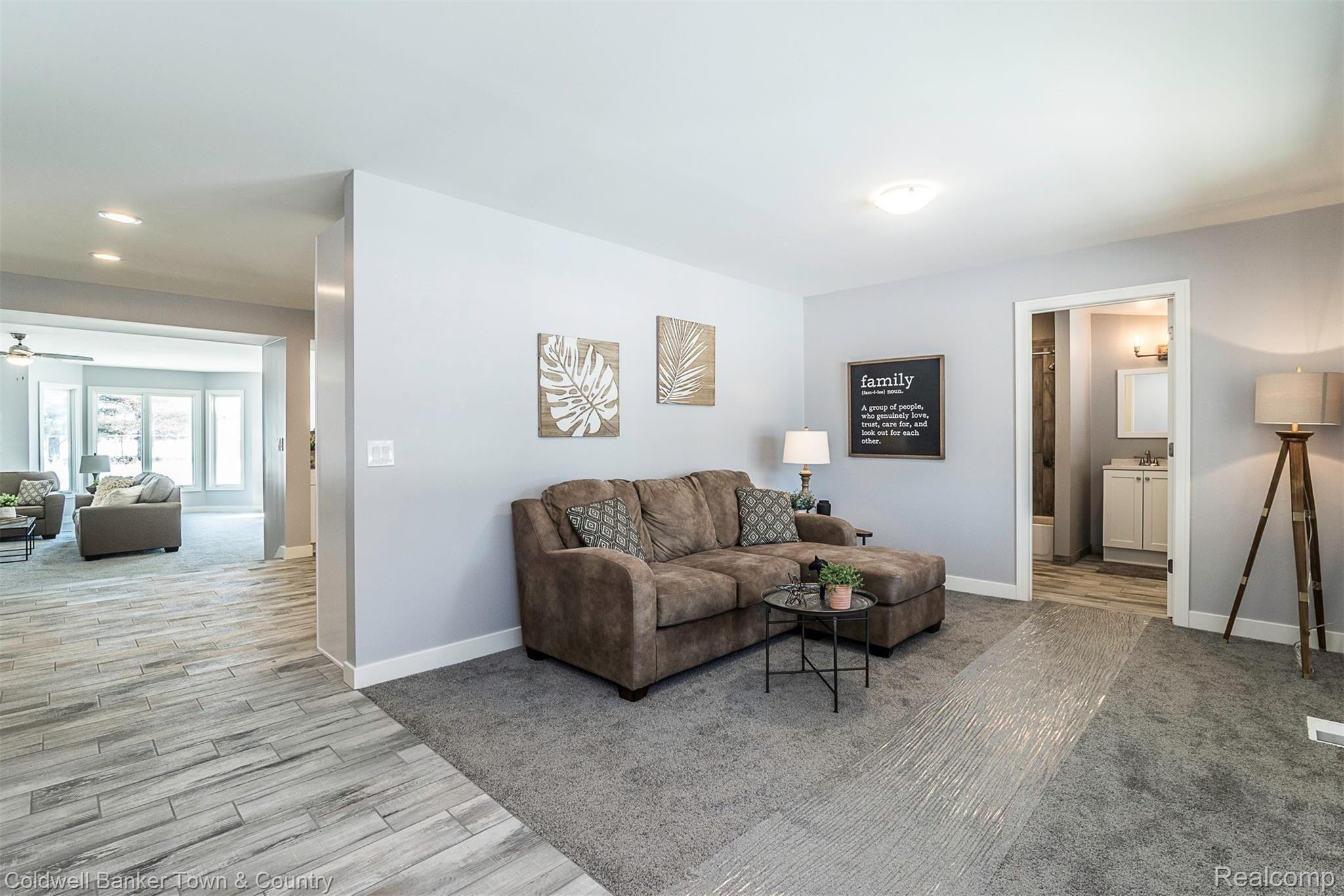 8140 Oak Grove Road Howell, MI 48855 - Photo 16 of 37 DSC_8580.jpg
