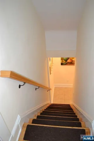 $2,000 | 125 Lake Street, Unit 2ND FLOORAP, Westwood, NJ 07675