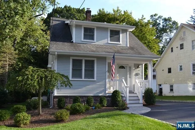 $2,000 | 125 Lake Street, Unit 2ND FLOORAP, Westwood, NJ 07675