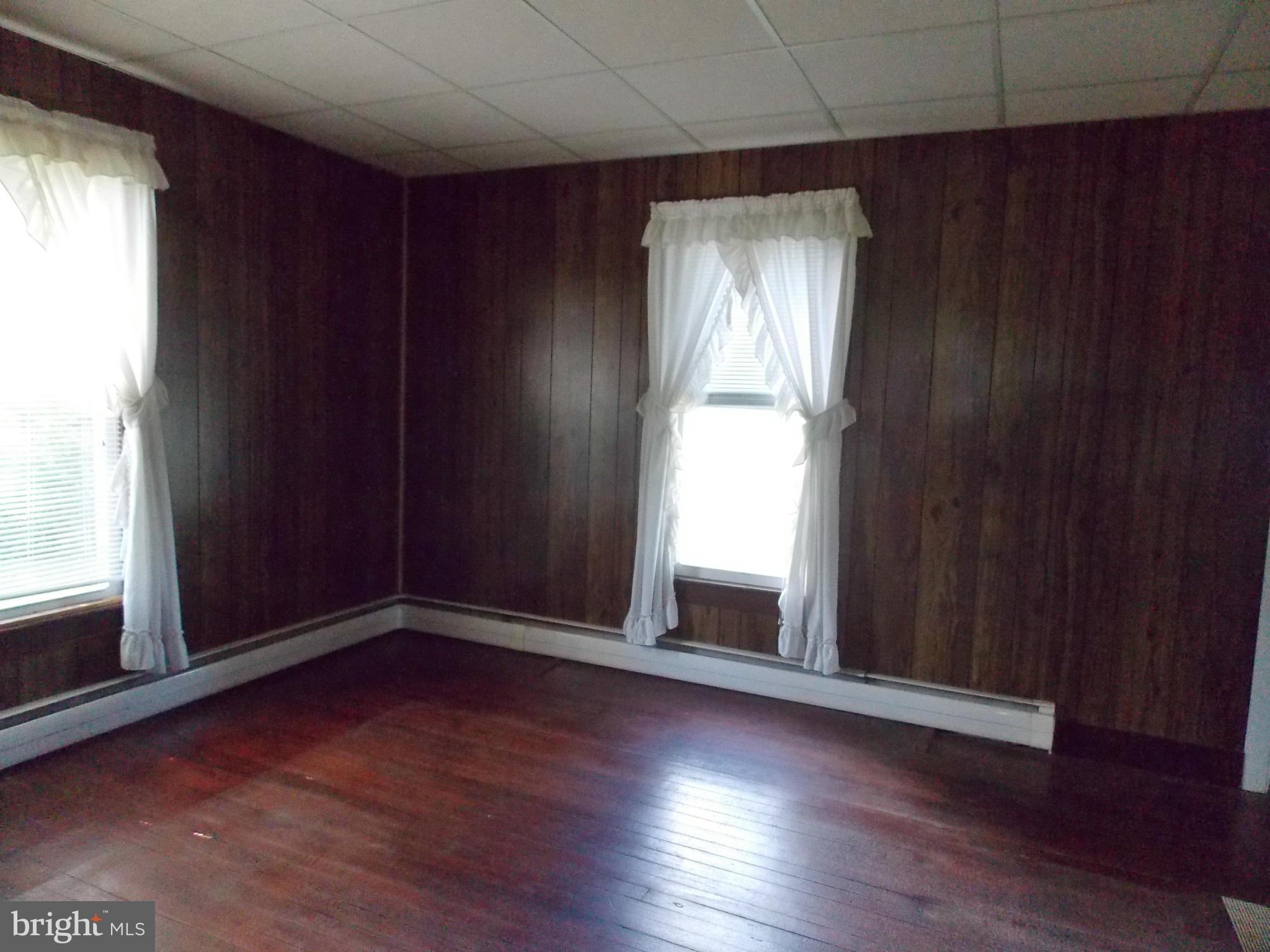 4035 Bullfrog Road Taneytown, MD 21787 - Photo 13 of 30 Hardwood flooring