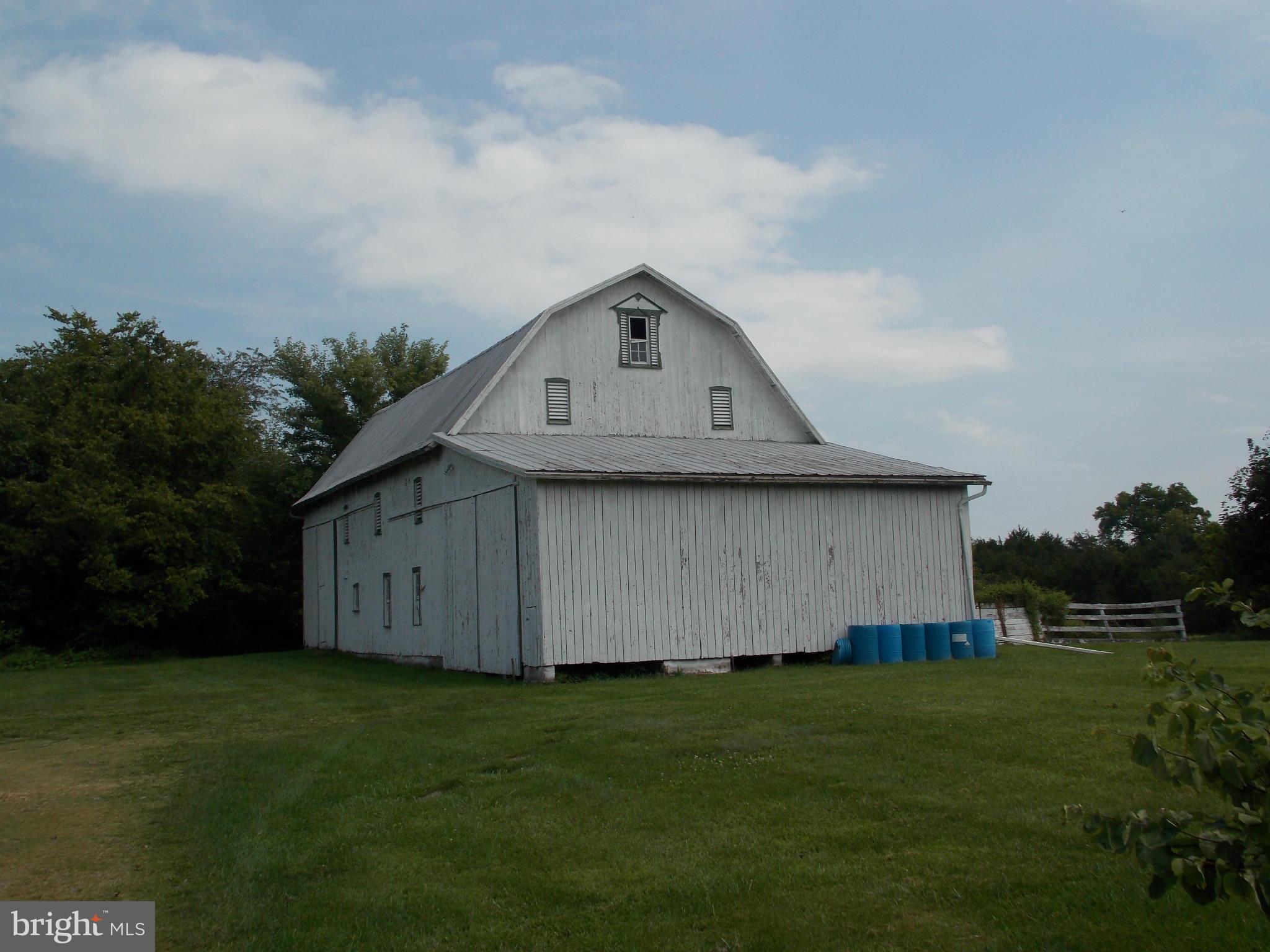 4035 Bullfrog Road Taneytown, MD 21787 - Photo 5 of 30 Barn