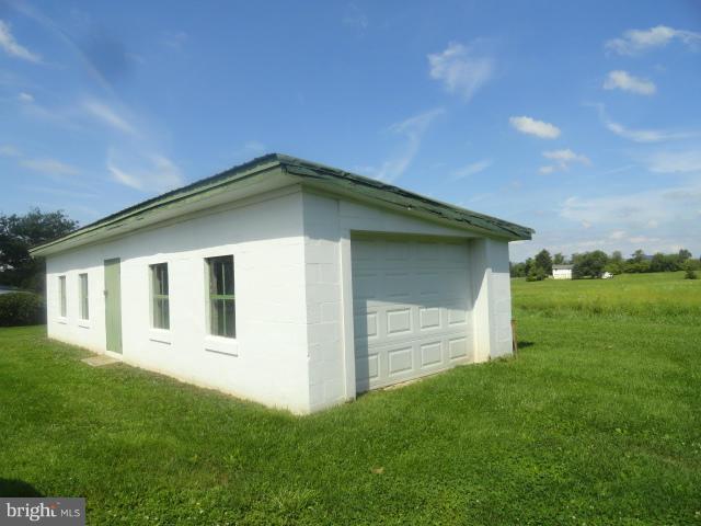 4035 Bullfrog Road Taneytown, MD 21787 - Photo 6 of 30 Exterior (General)