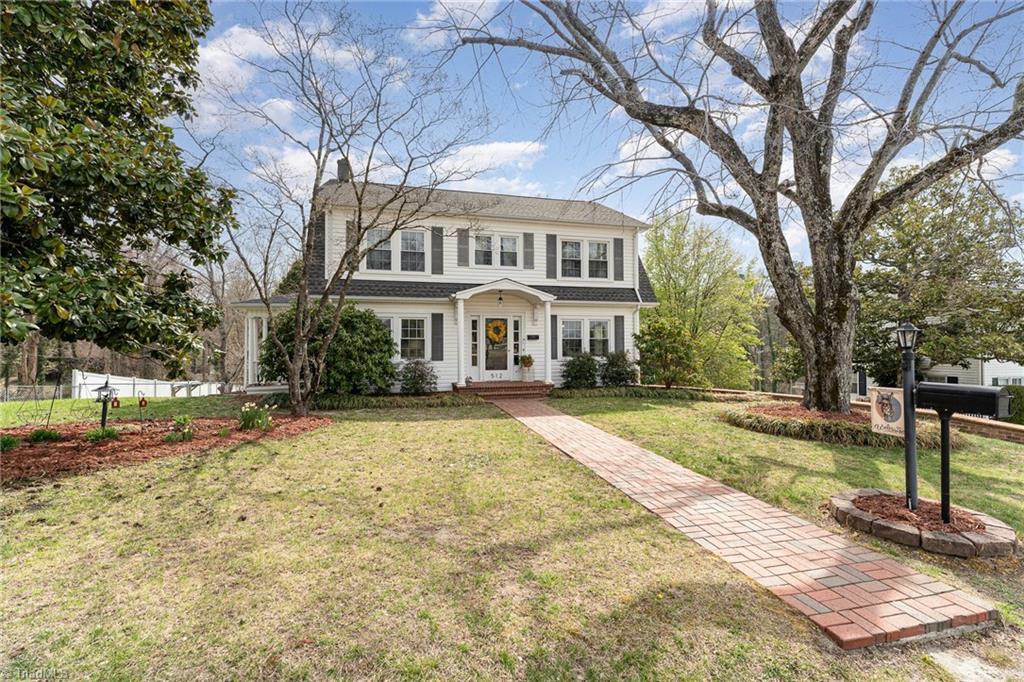 512 Country Club Road Mount Airy, NC 27030 - Photo 2 of 42 Gallery Image 2