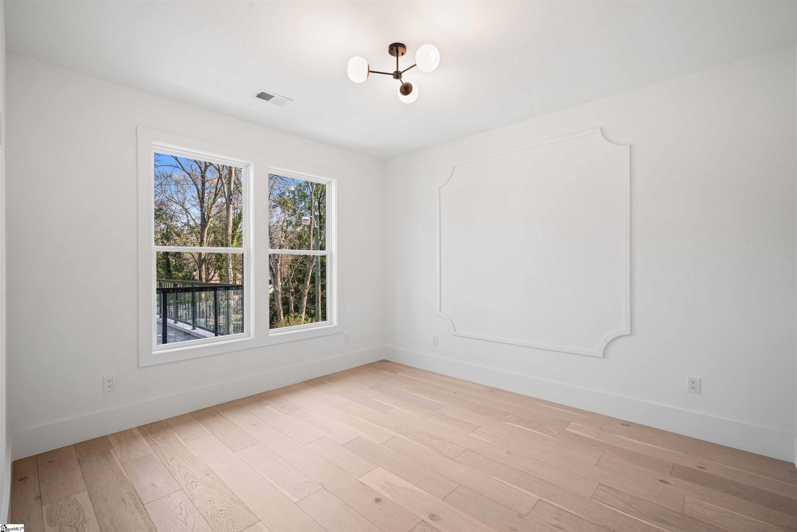 205 Parkins Mill Road Greenville, SC 29607 - Photo 17 of 35