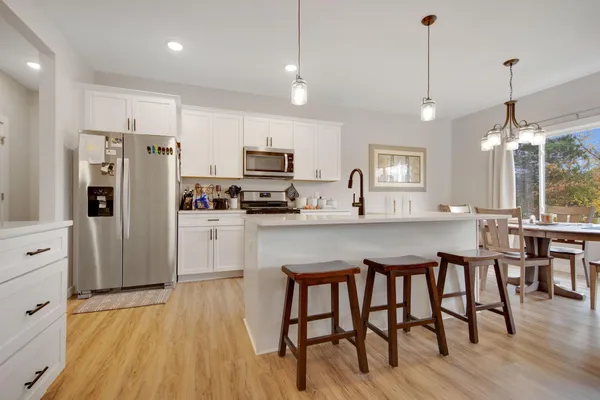 $499,000 | 642 Alaska Place South, Cambridge, MN 55008