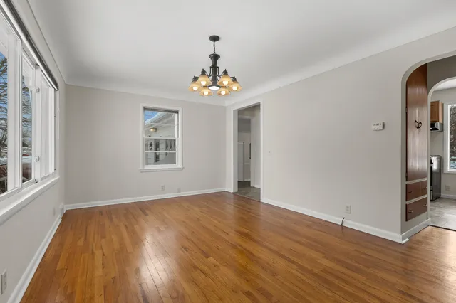 $249,900 | 2229 West Osterhout Avenue, Portage, MI 49024