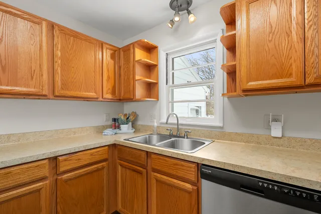 $249,900 | 2229 West Osterhout Avenue, Portage, MI 49024