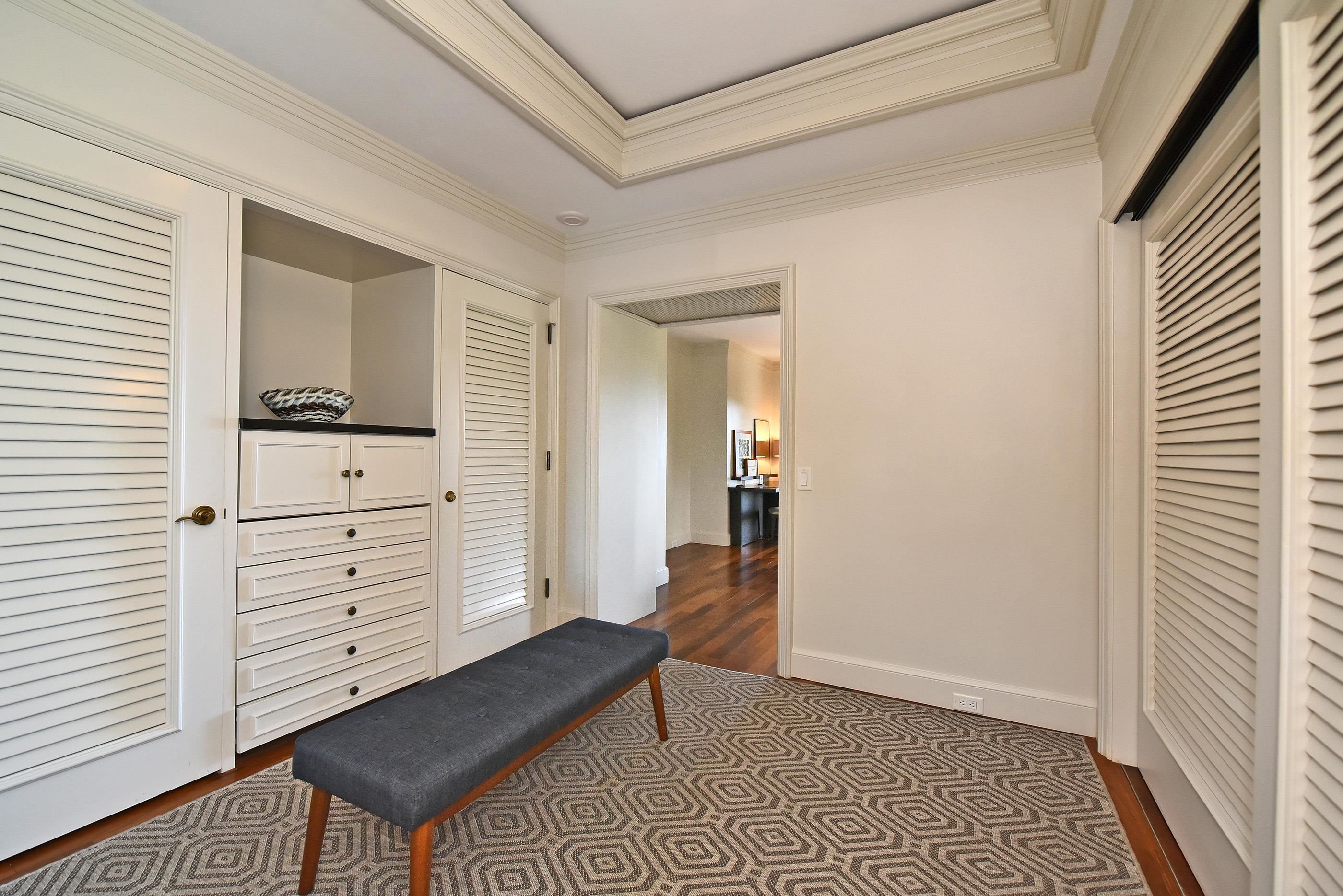 1 Ritz Carlton Drive, Unit 1626 Lahaina, HI 96761 - Photo 30 of 42 Master Dressing Area