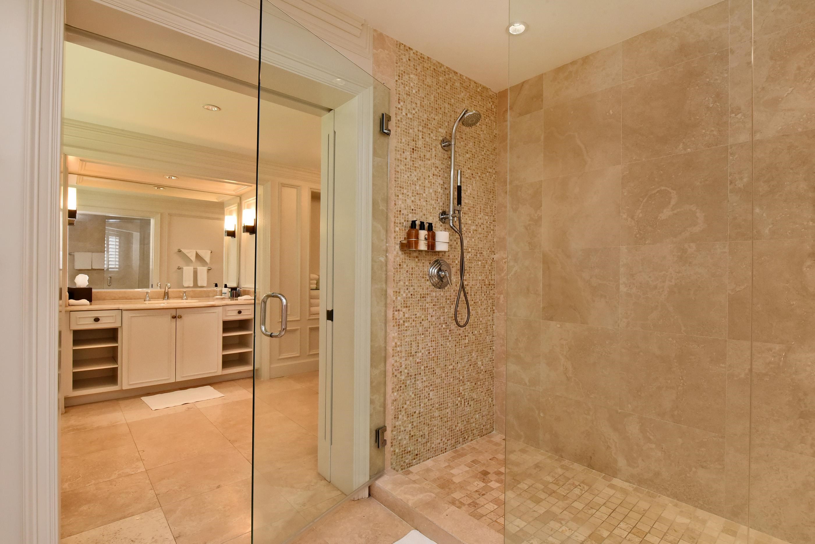 1 Ritz Carlton Drive, Unit 1626 Lahaina, HI 96761 - Photo 31 of 42 Master Bath