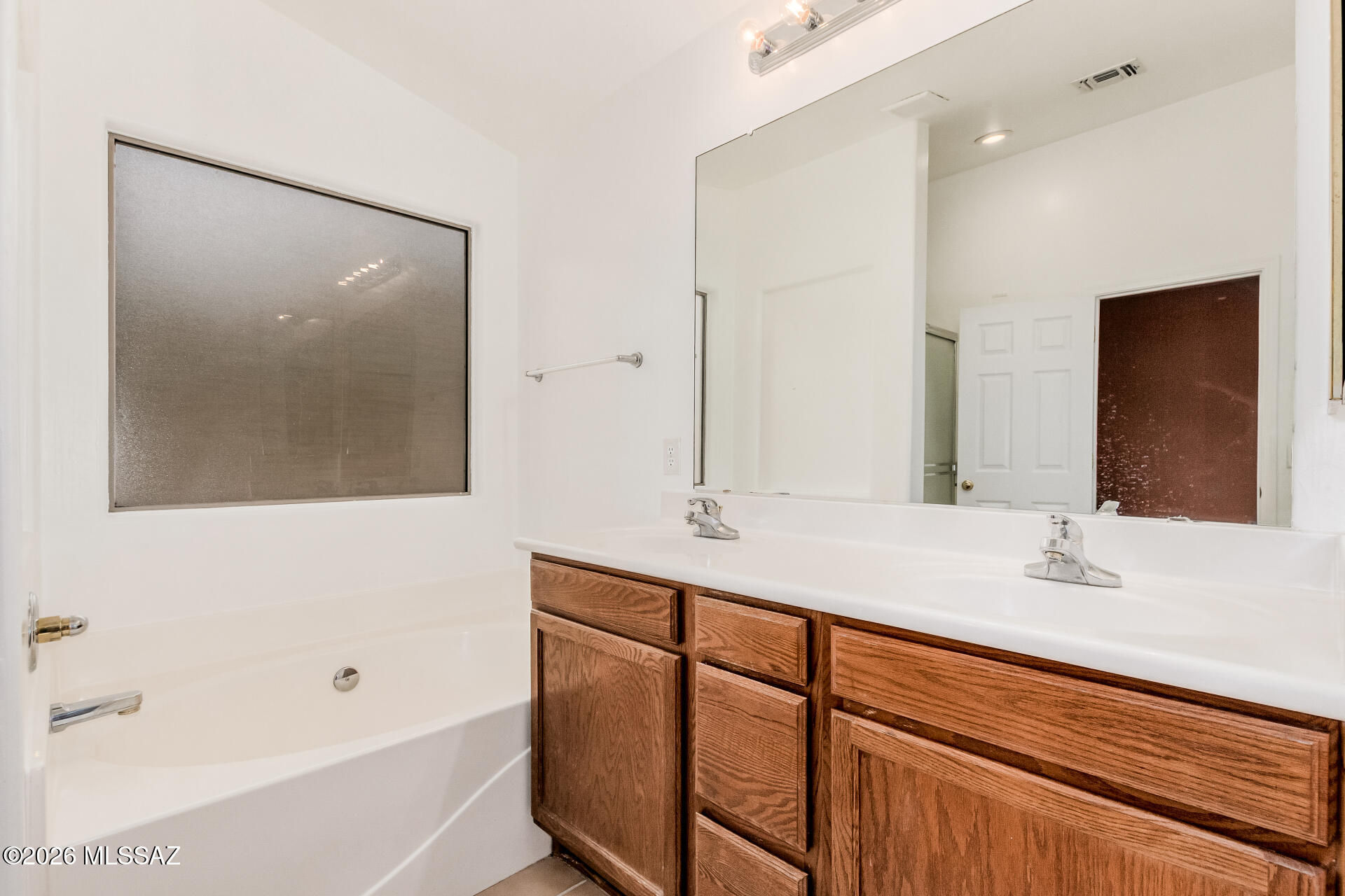 8509 East Sarnoff Ridge Loop Tucson, AZ 85710 - Photo 20 of 32