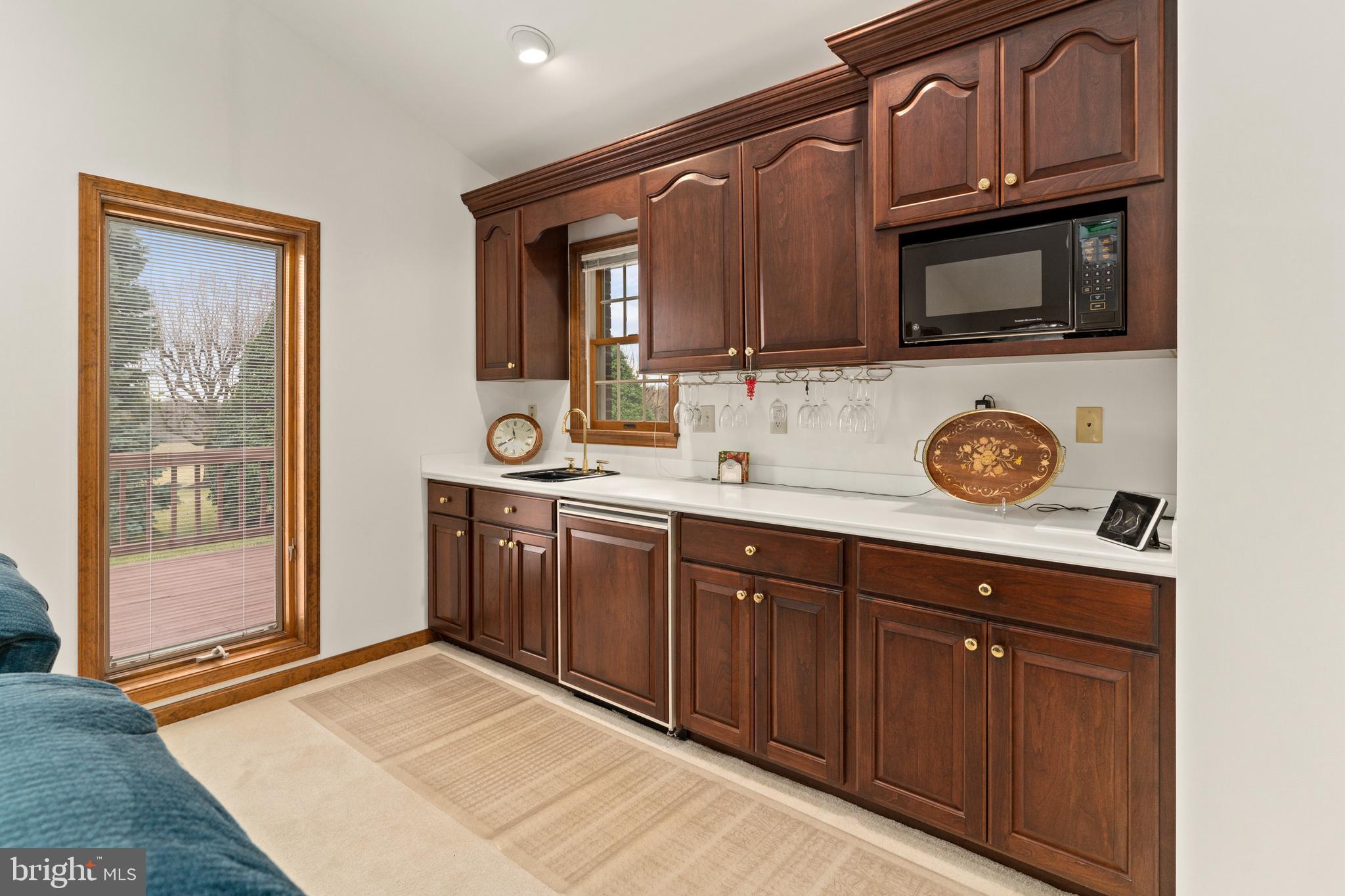 3001 Ridge Road Westminster, MD 21157 - Photo 16 of 43 Family Room Bar