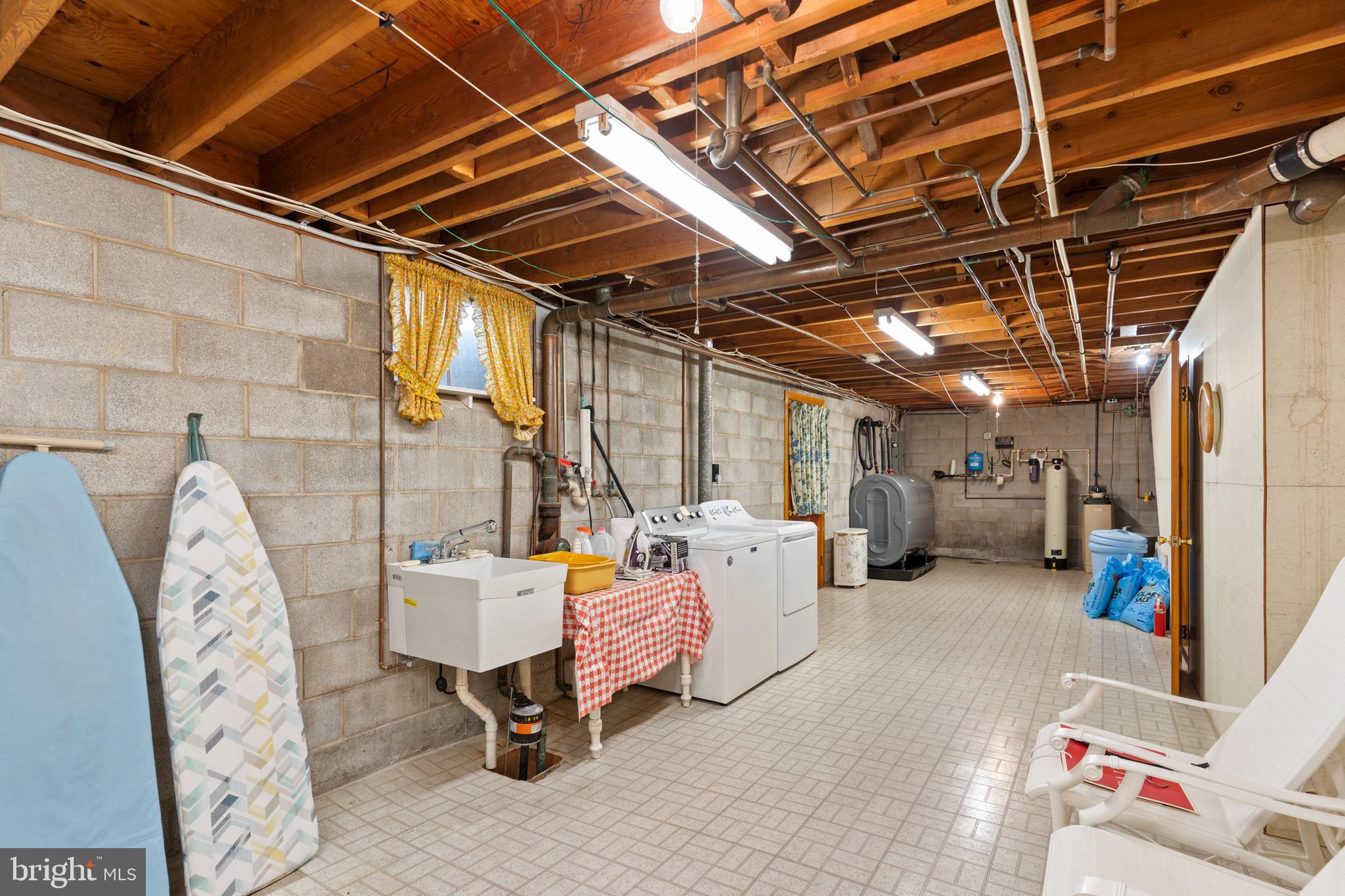 3001 Ridge Road Westminster, MD 21157 - Photo 29 of 43 Laundry and Utility Room